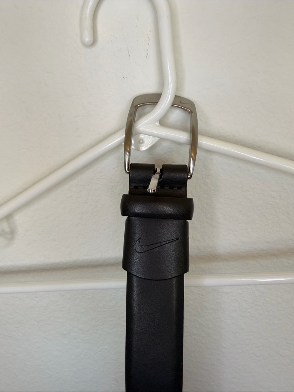 Nike Black Leather Men's Belt with Brushed Silver Buckle